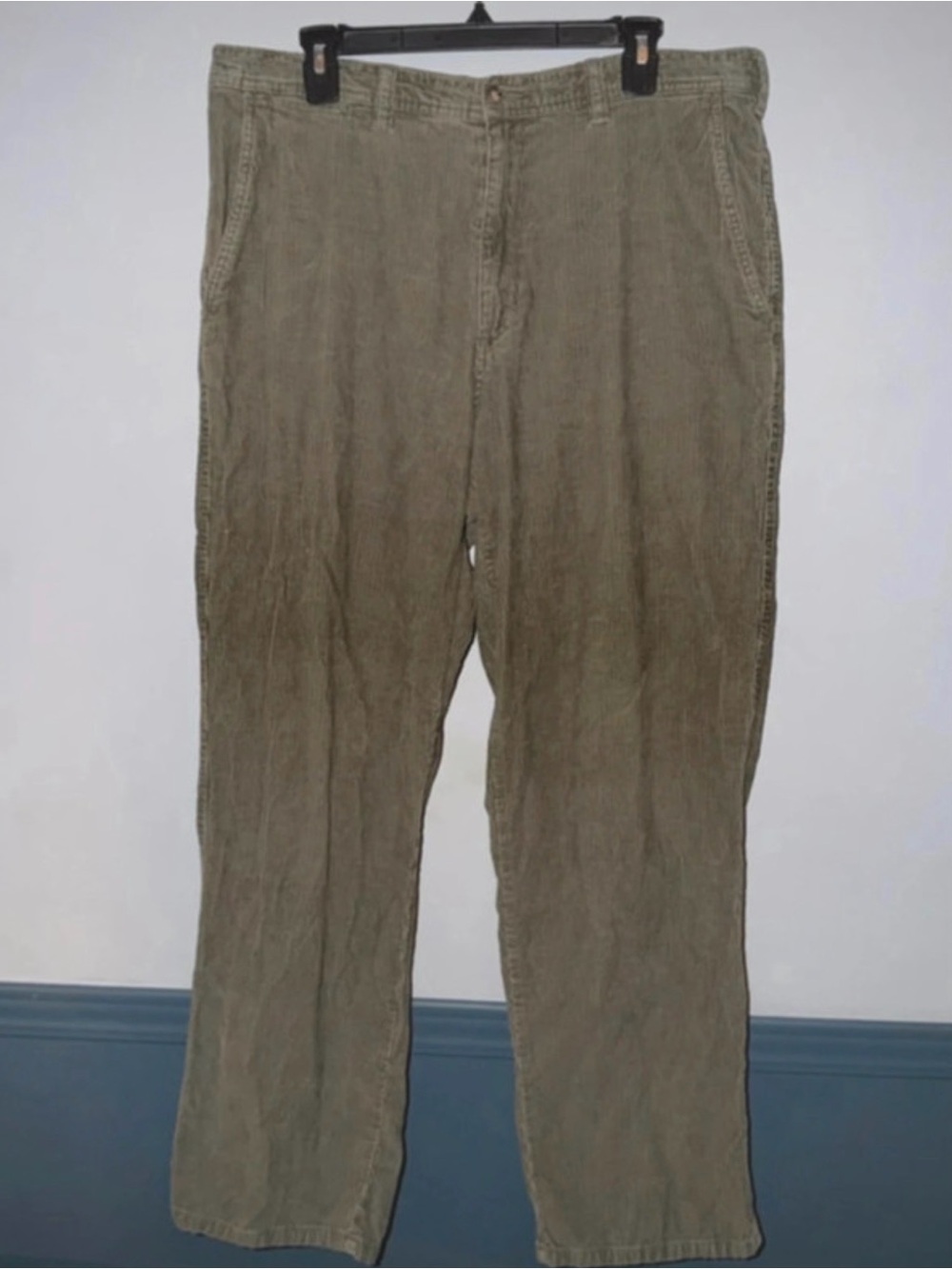 RedHead Men's Corduroy Pants in Olive Green